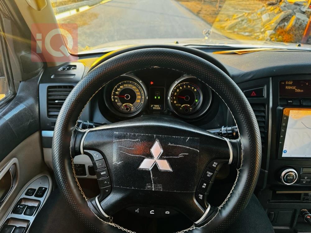 ميتسوبيشي باجيرو